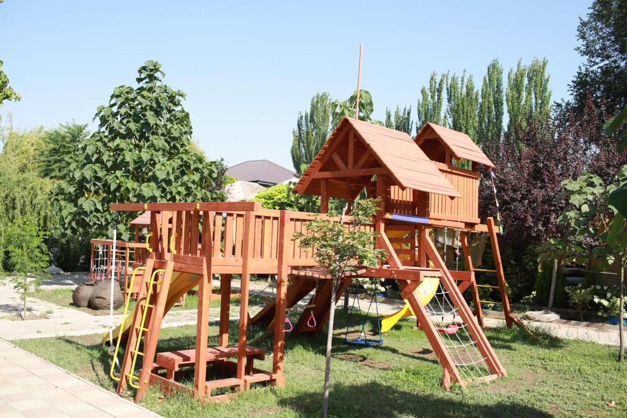 Cross Resort Hotel Γιερεβάν Εξωτερικό φωτογραφία