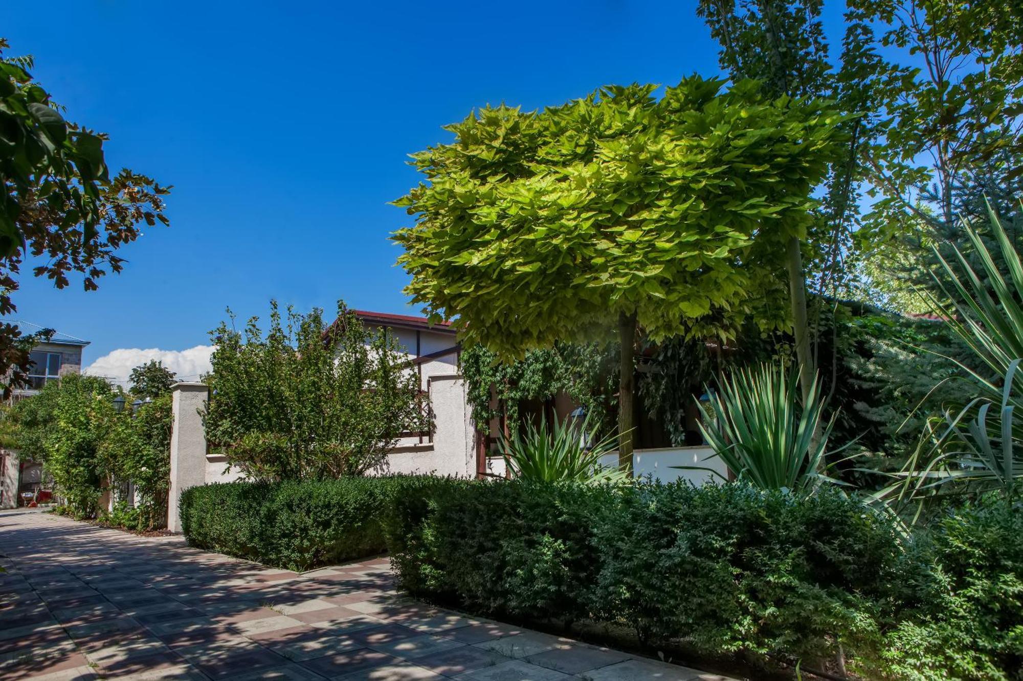 Cross Resort Hotel Γιερεβάν Εξωτερικό φωτογραφία
