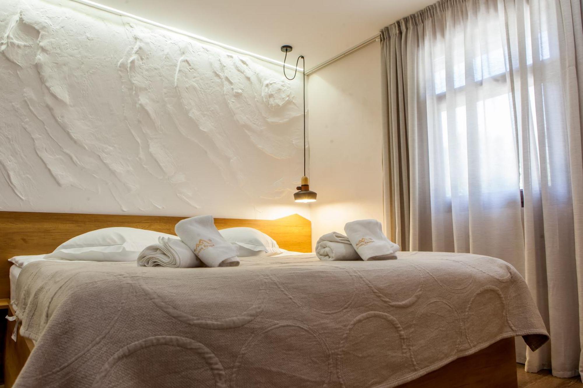 Cross Resort Hotel Γιερεβάν Εξωτερικό φωτογραφία