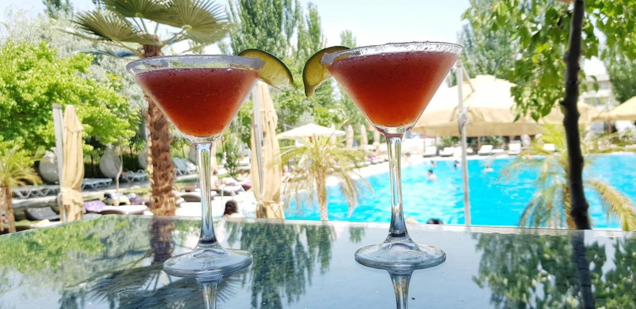 Cross Resort Hotel Γιερεβάν Εξωτερικό φωτογραφία
